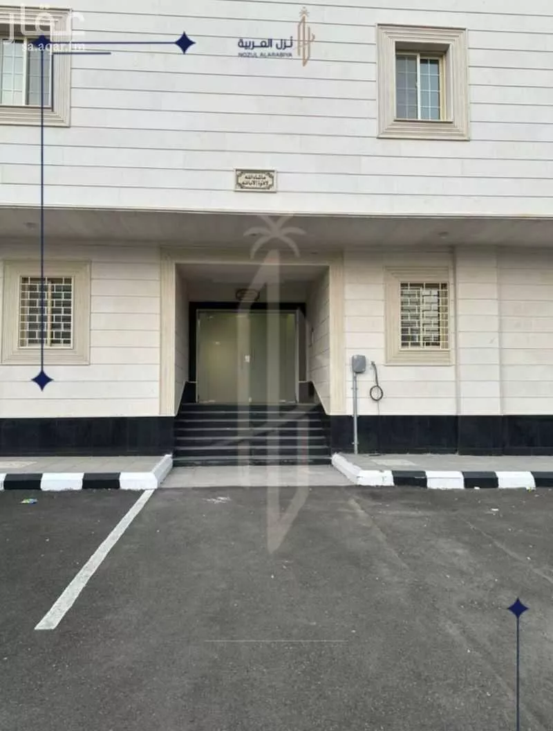 666 sqm building in Al Khalidiyyah 4