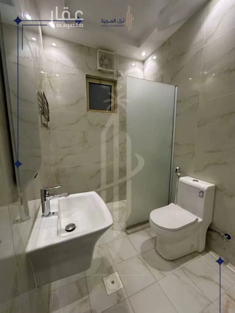 666 sqm building in Al Khalidiyyah 10