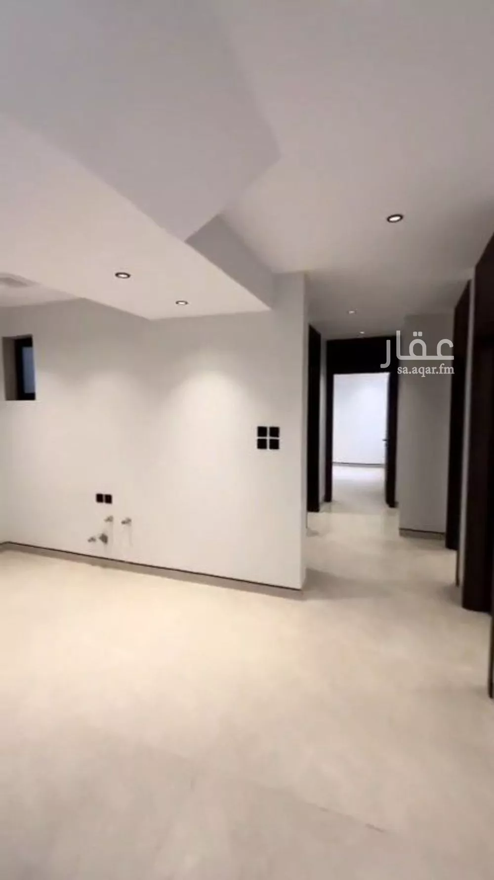 عمارة 587 م² في مذينب 10