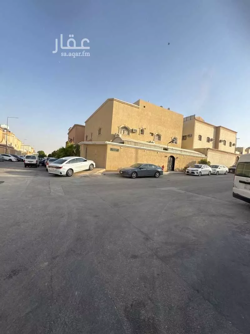 5 bedroom villa in Al Aziziyah, Riyadh 3