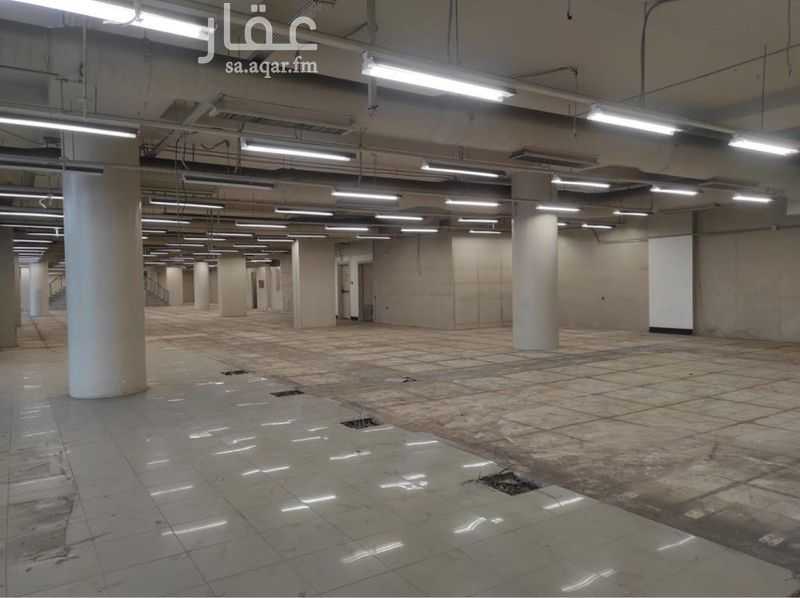 shop in Al Qiblatayn, Madinah 2