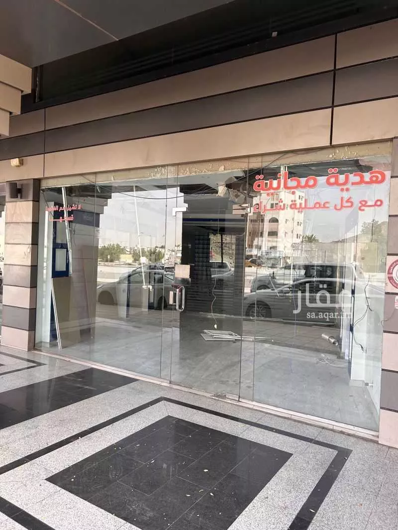 محل 80 م² في الفتح 10