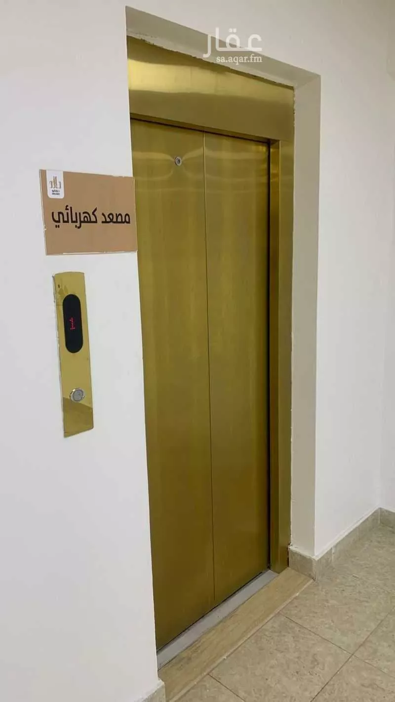 محل 4000 م² في جبل احد 13