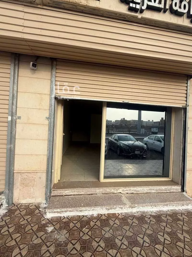 932 sqm shop in Al Sadd 2