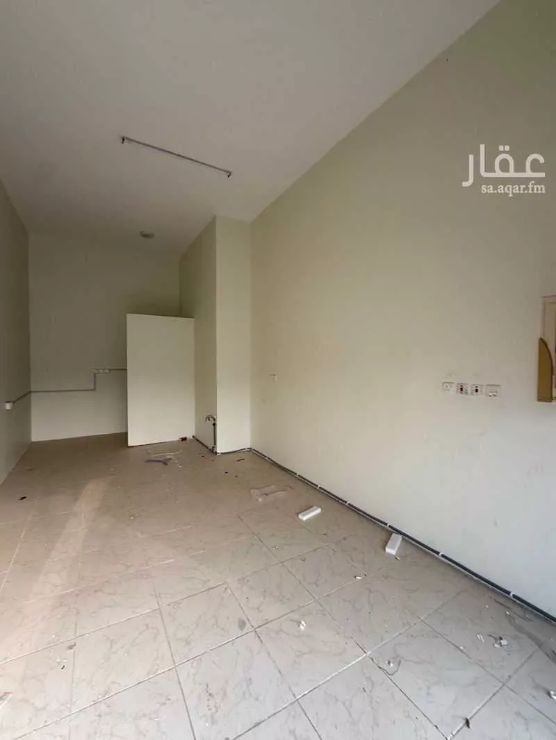932 sqm shop in Al Sadd 4