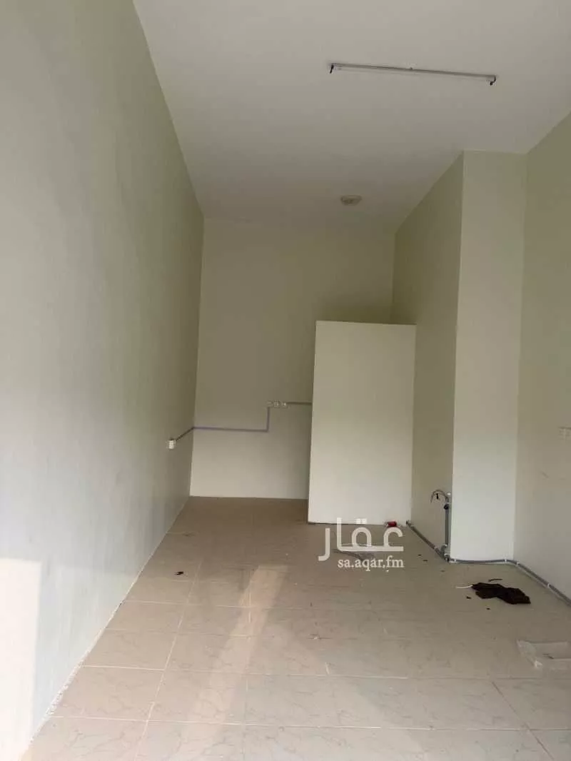 932 sqm shop in Al Sadd 8