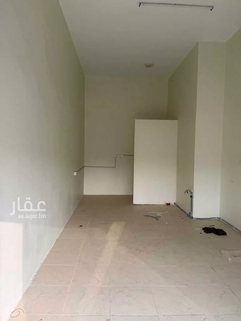 932 sqm shop in Al Sadd 9
