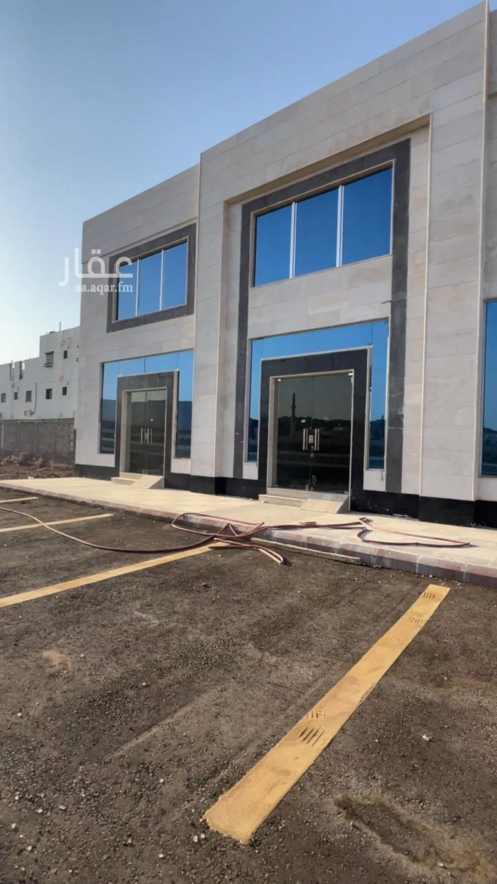 357 sqm shop in Khakh 3