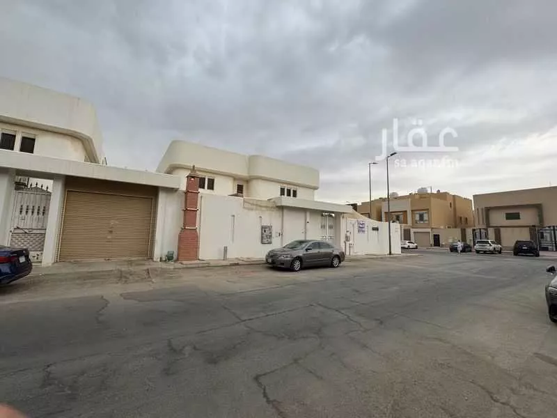 7 bedroom villa in Ar Rayan, Riyadh 2