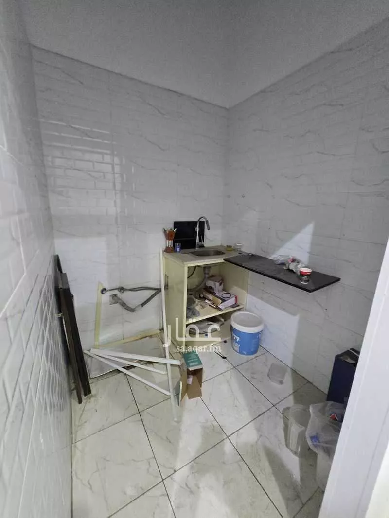 313 sqm shop in Al Jumah 8