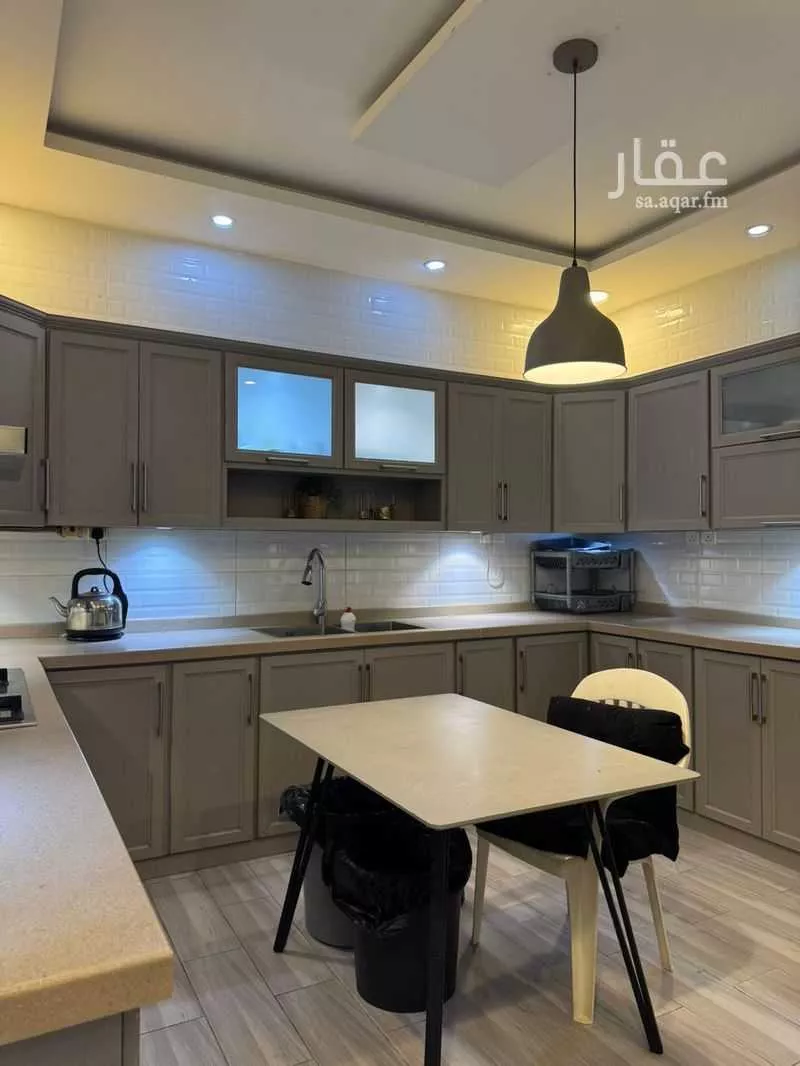 عمارة 420 م² في نبلاء 6