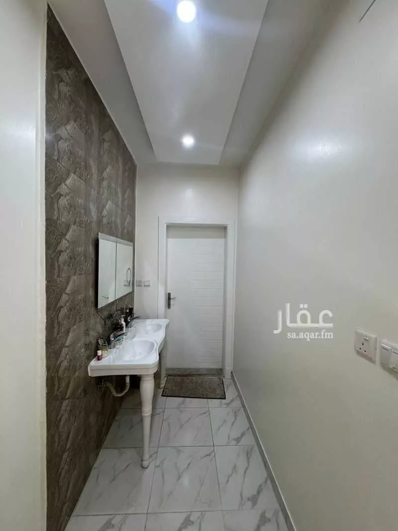 عمارة 420 م² في نبلاء 9