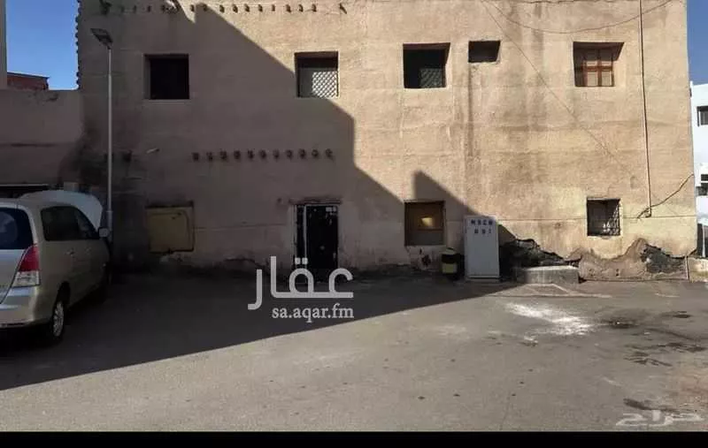 عمارة 351 م² في العنابس 2