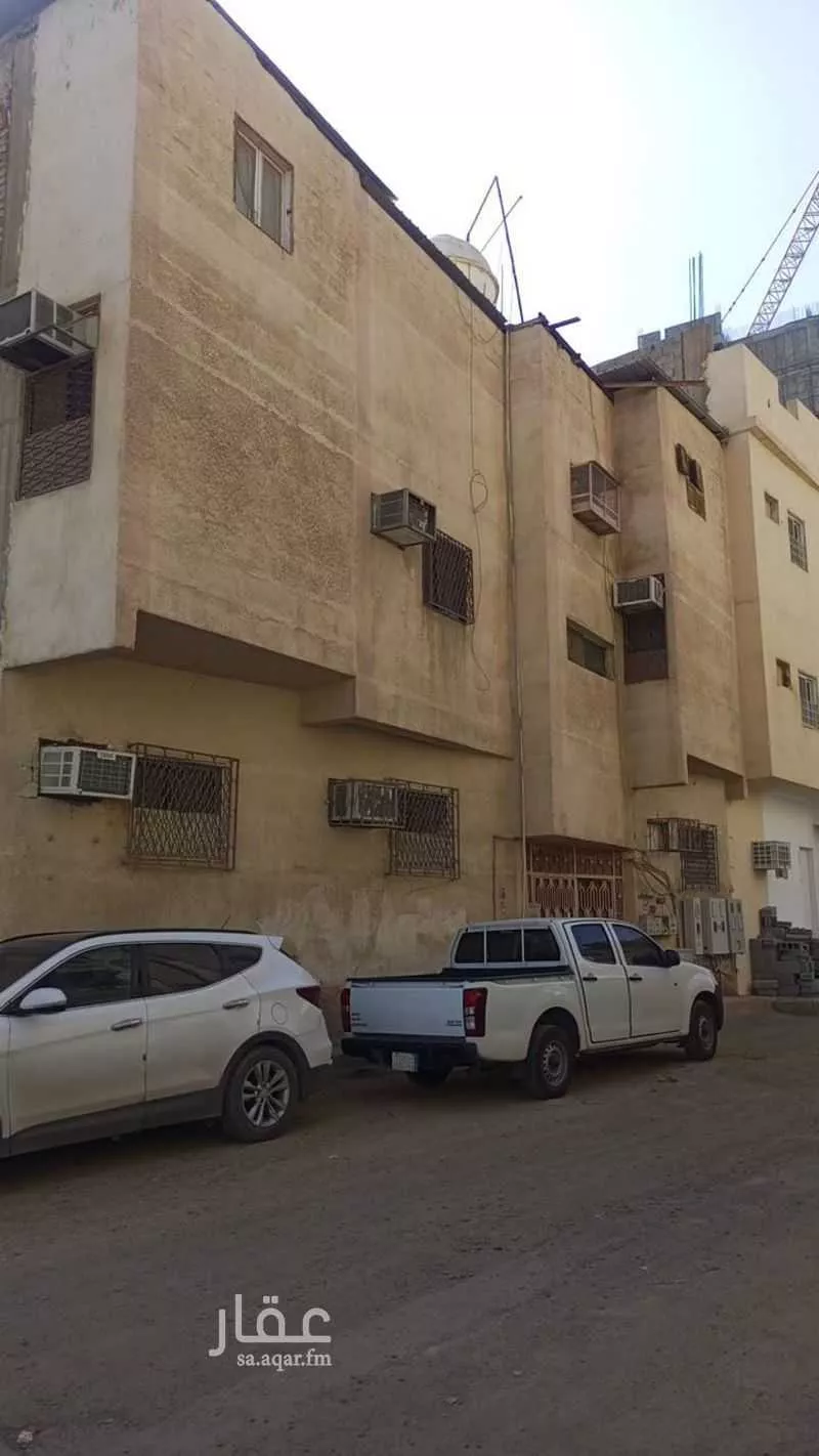 195 sqm building in Bani Muawiyah 3