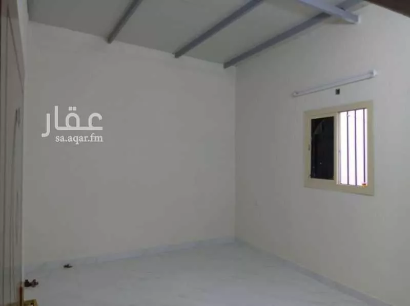 عمارة 599 م² في الاصيفرين 14
