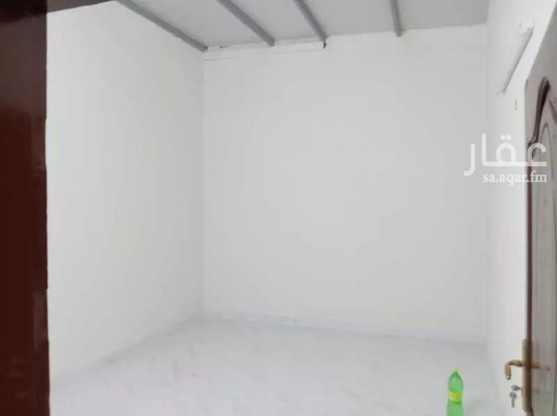 عمارة 599 م² في الاصيفرين 6
