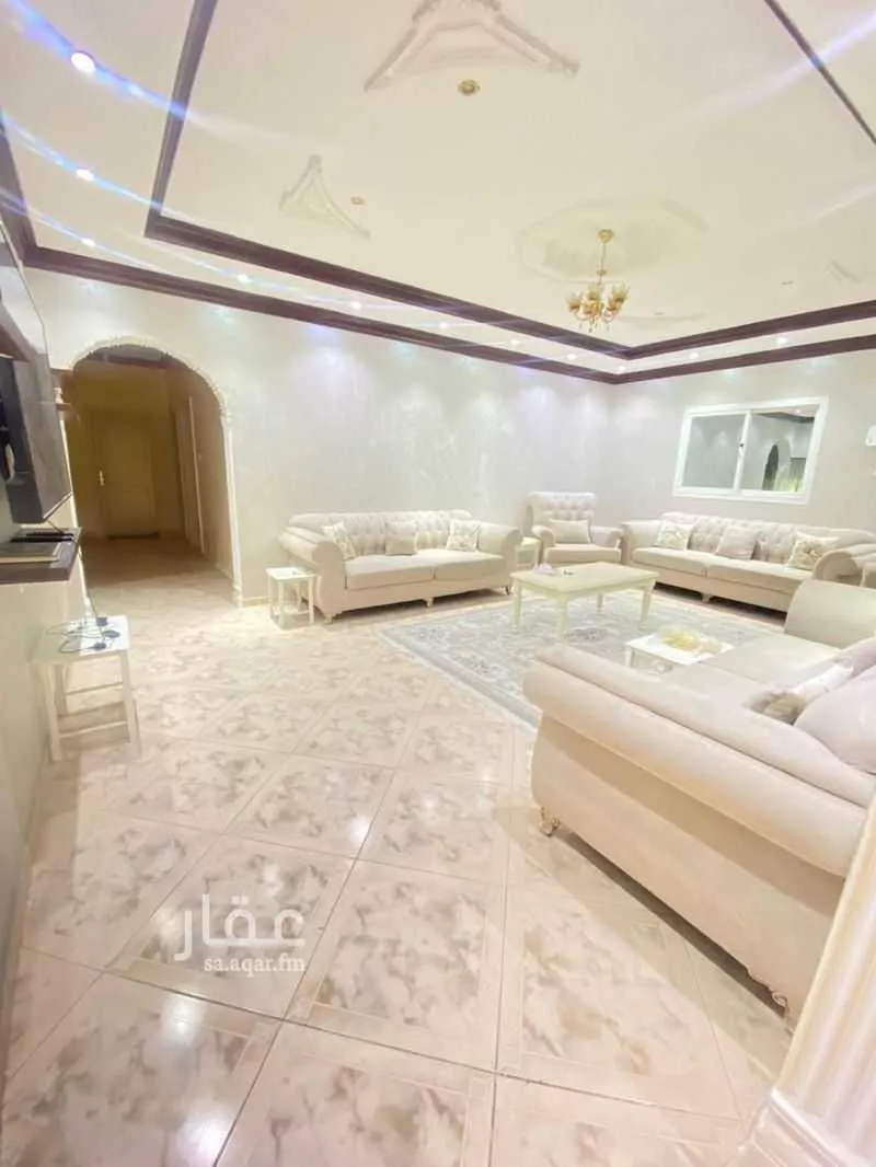 عمارة 1007 م² في الجابرة 15