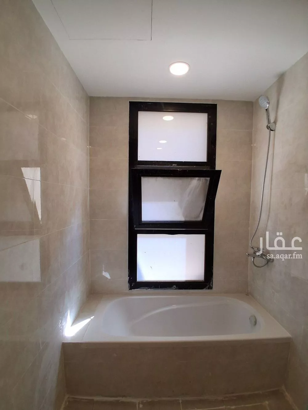 فيلا 4 غرف في الجنادرية، الرياض 8