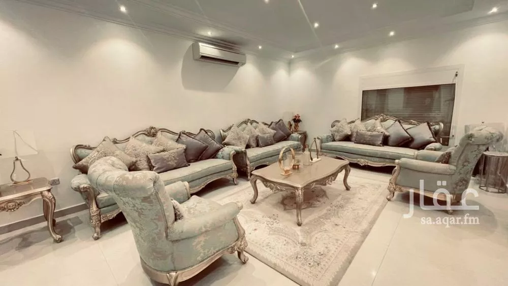 6 bedroom villa in Al Wadi, Riyadh 5