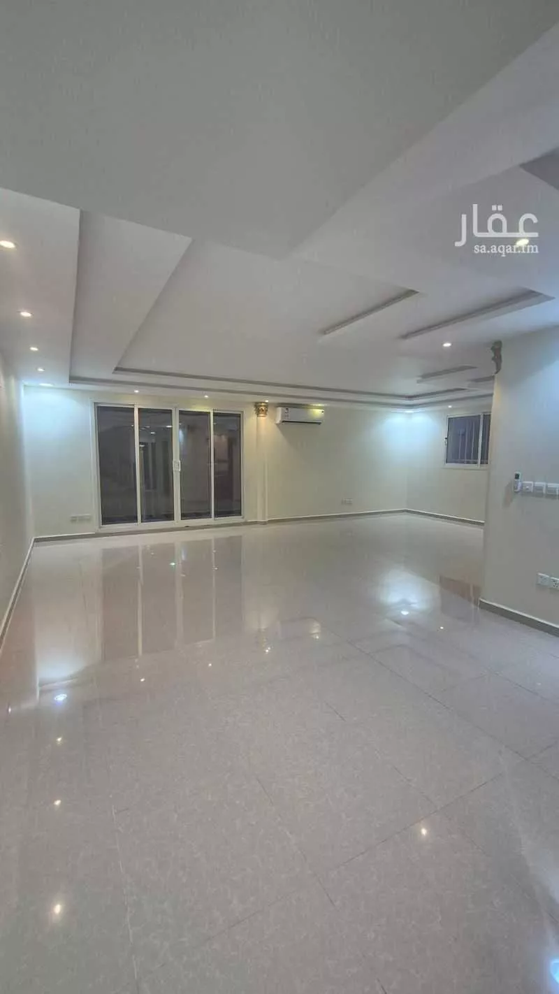 6 bedroom villa in Al Sahafah, Riyadh 9