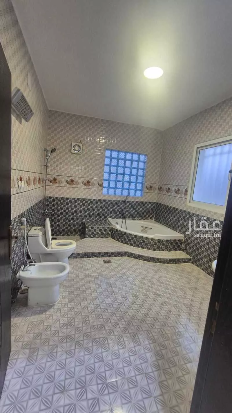 6 bedroom villa in Al Sahafah, Riyadh 5