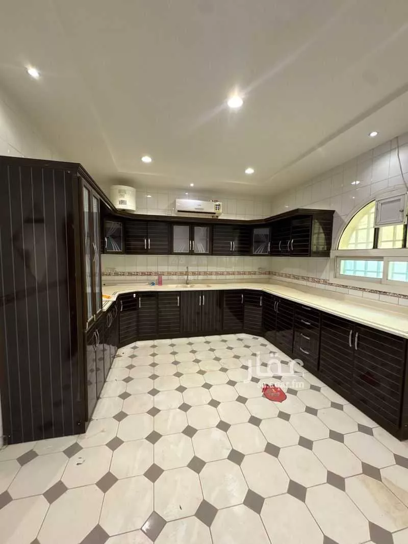 4 bedroom villa in Al Ghadir, Riyadh 3