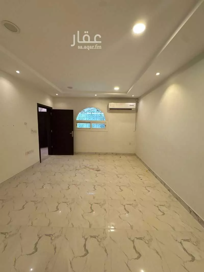 4 bedroom villa in Al Ghadir, Riyadh 7