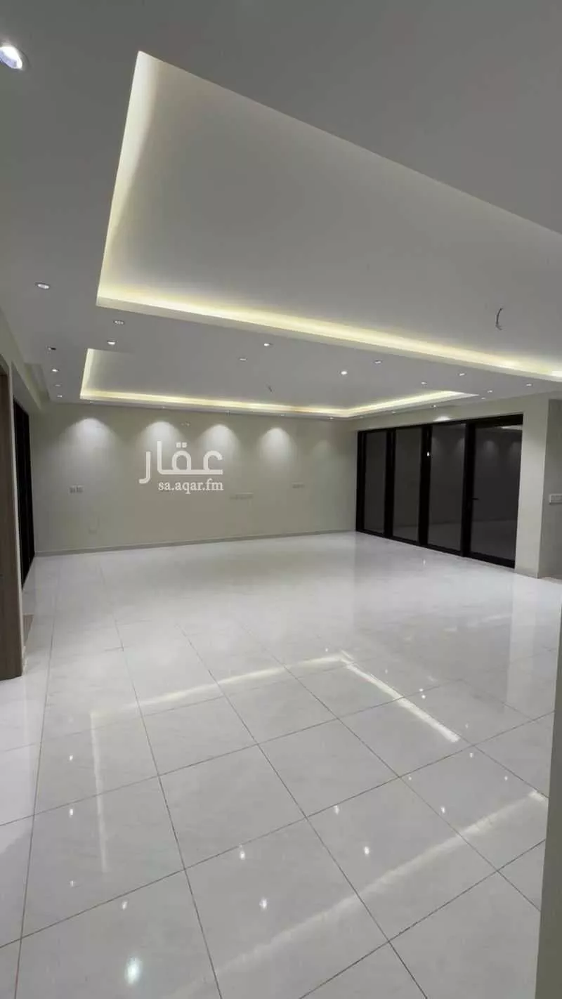 5 bedroom villa in Uraidh, Riyadh 16