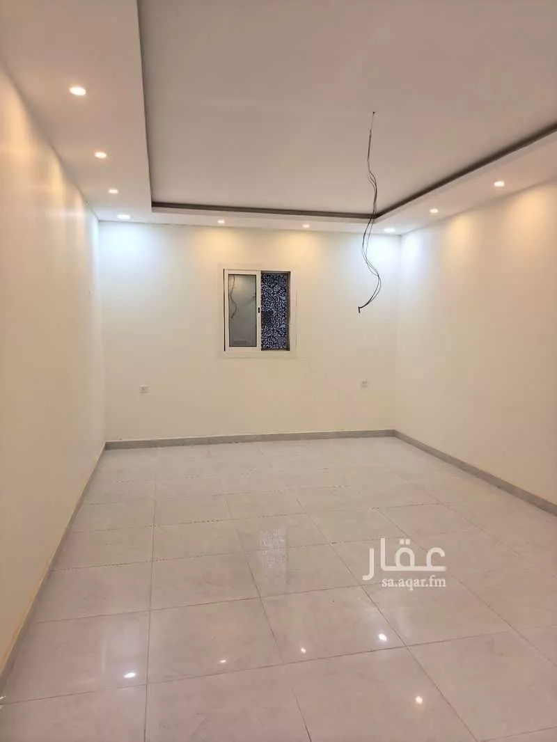 عمارة 600 م² في الملك فهد 16