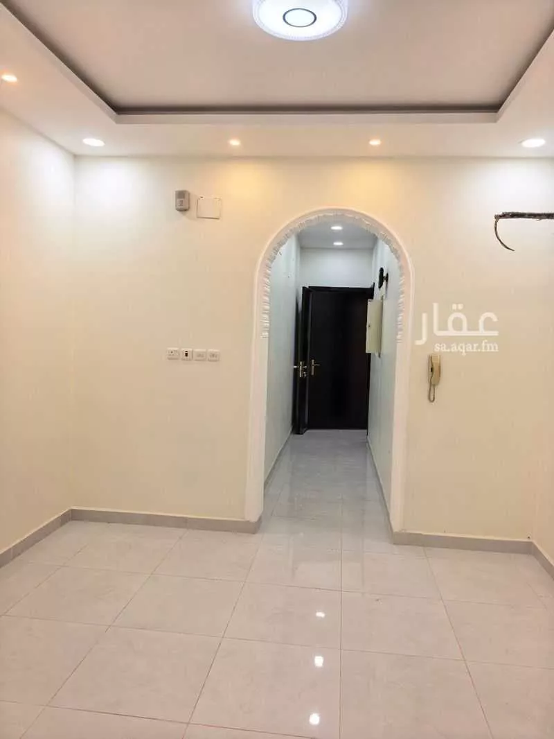 عمارة 600 م² في الملك فهد 10