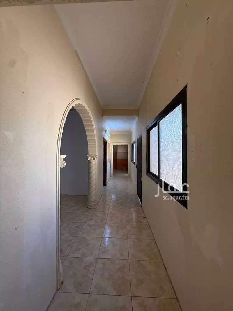 عمارة 480 م² في الخالدية 8