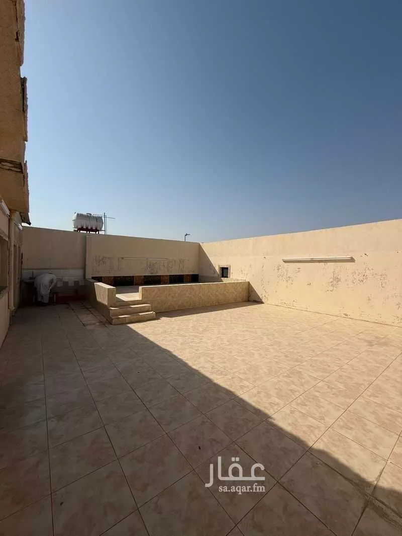 عمارة 480 م² في الخالدية 10