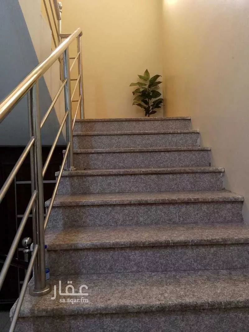 عمارة 336 م² في الدفاع 3
