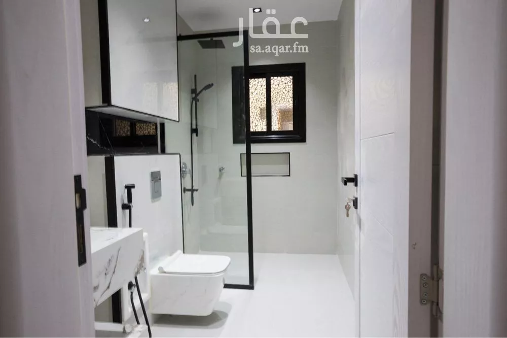 400 sqm building in Al Zahrah 3
