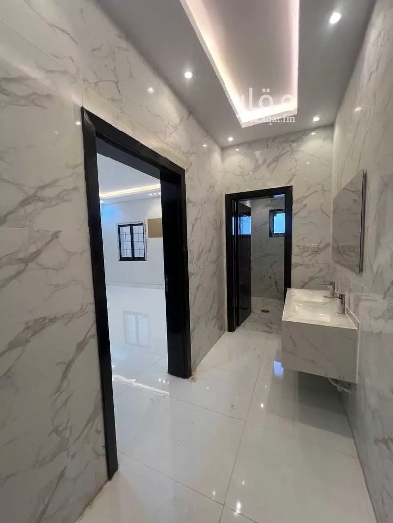 عمارة 600 م² في ورقان 4