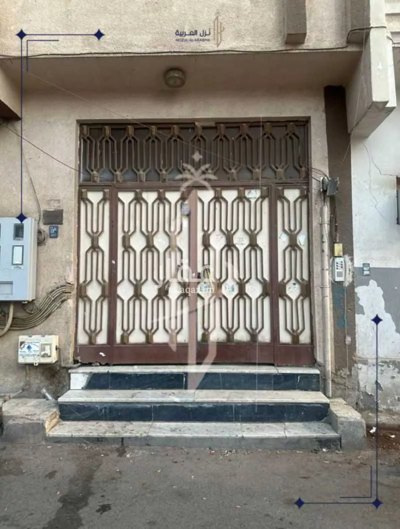 266 sqm building in Al Rayah 10