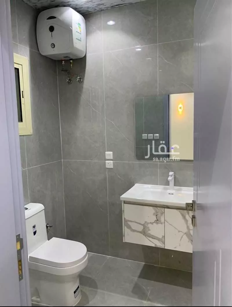 عمارة 661 م² في الدفاع 7