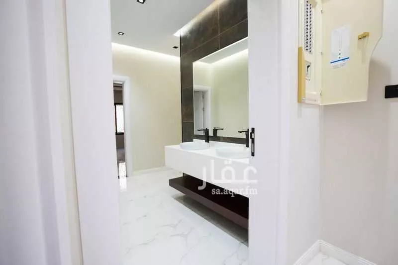 عمارة 400 م² في الزهرة 7