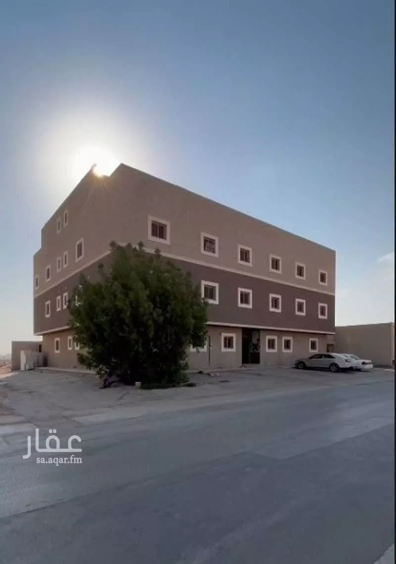 32 bedroom building in Dhahrat Laban, Riyadh