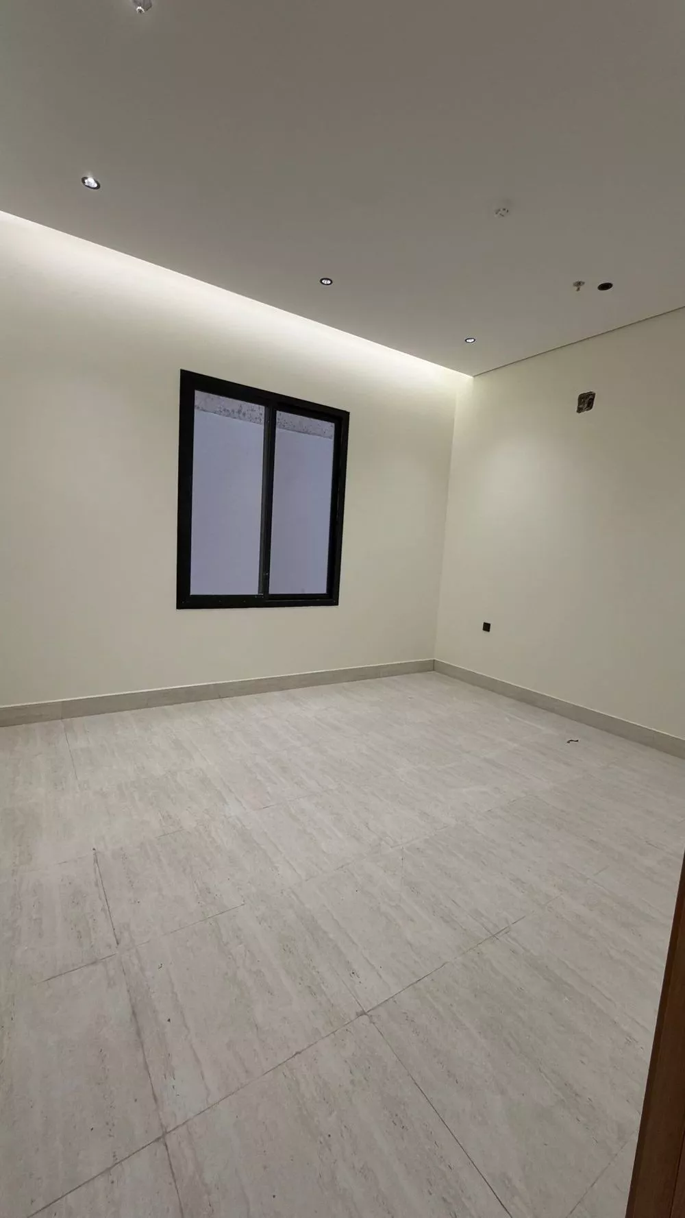 22 bedroom building in Dhahrat Laban, Riyadh 18
