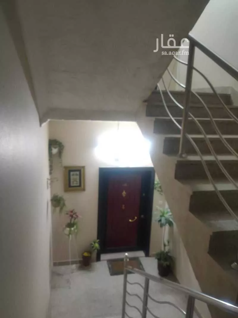 400 sqm building in Al Aziziyah 3