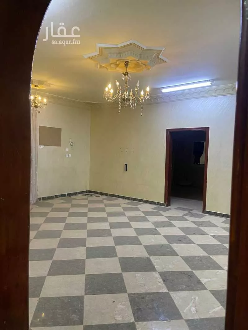 عمارة 802 م² في الدفاع 4