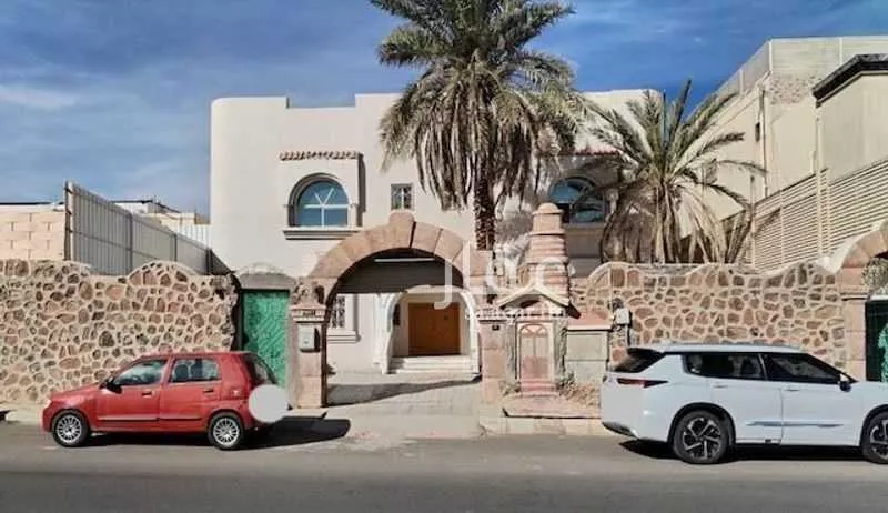 عمارة 553 م² في الجامعة 9