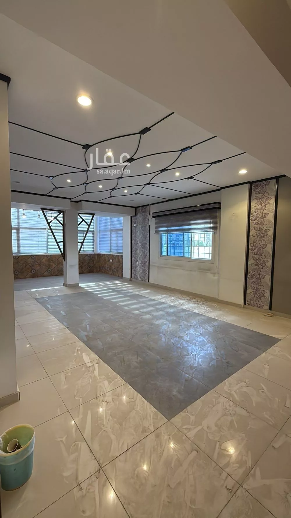 عمارة 652 م² في الدفاع 6