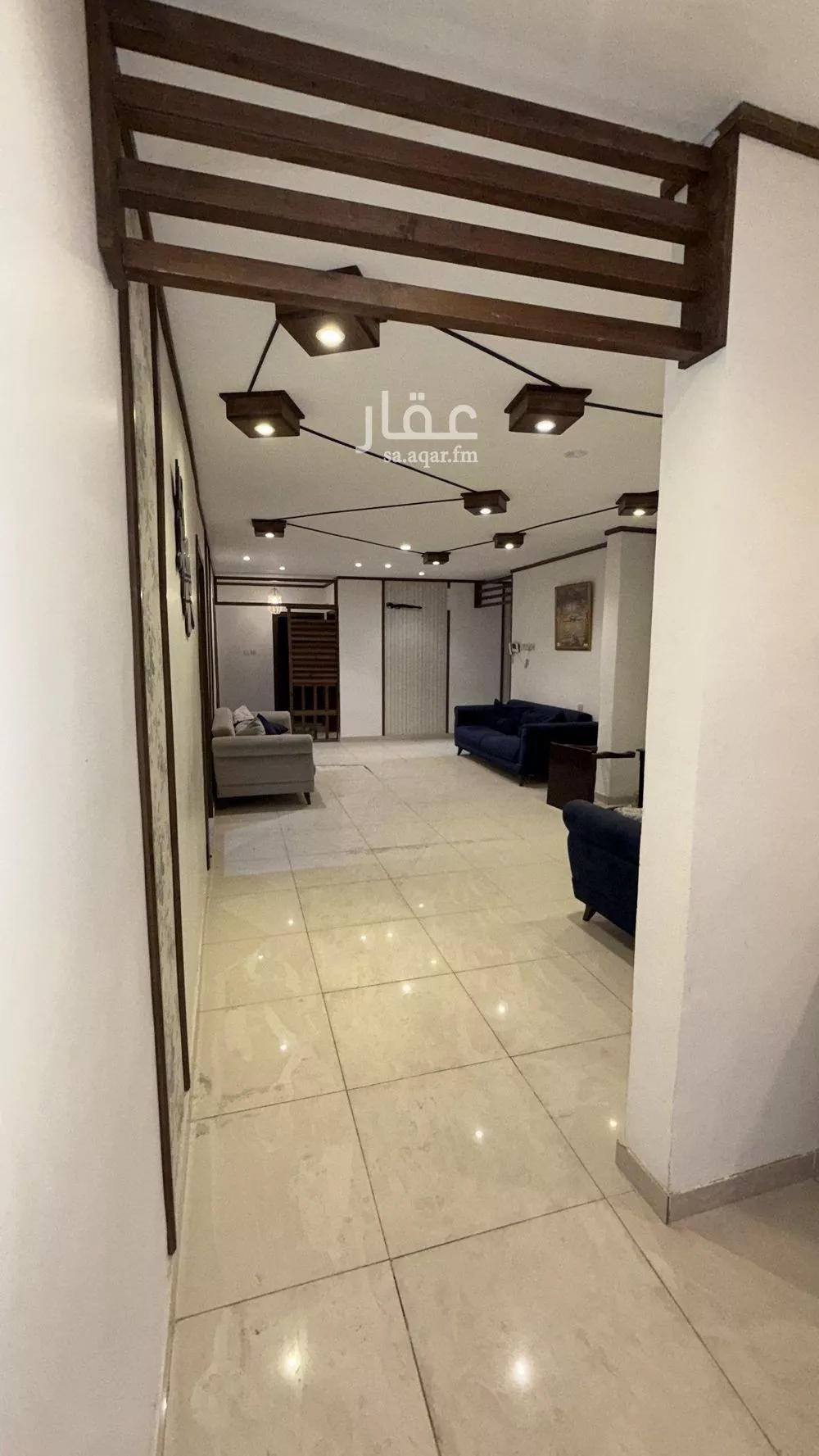 عمارة 652 م² في الدفاع 7
