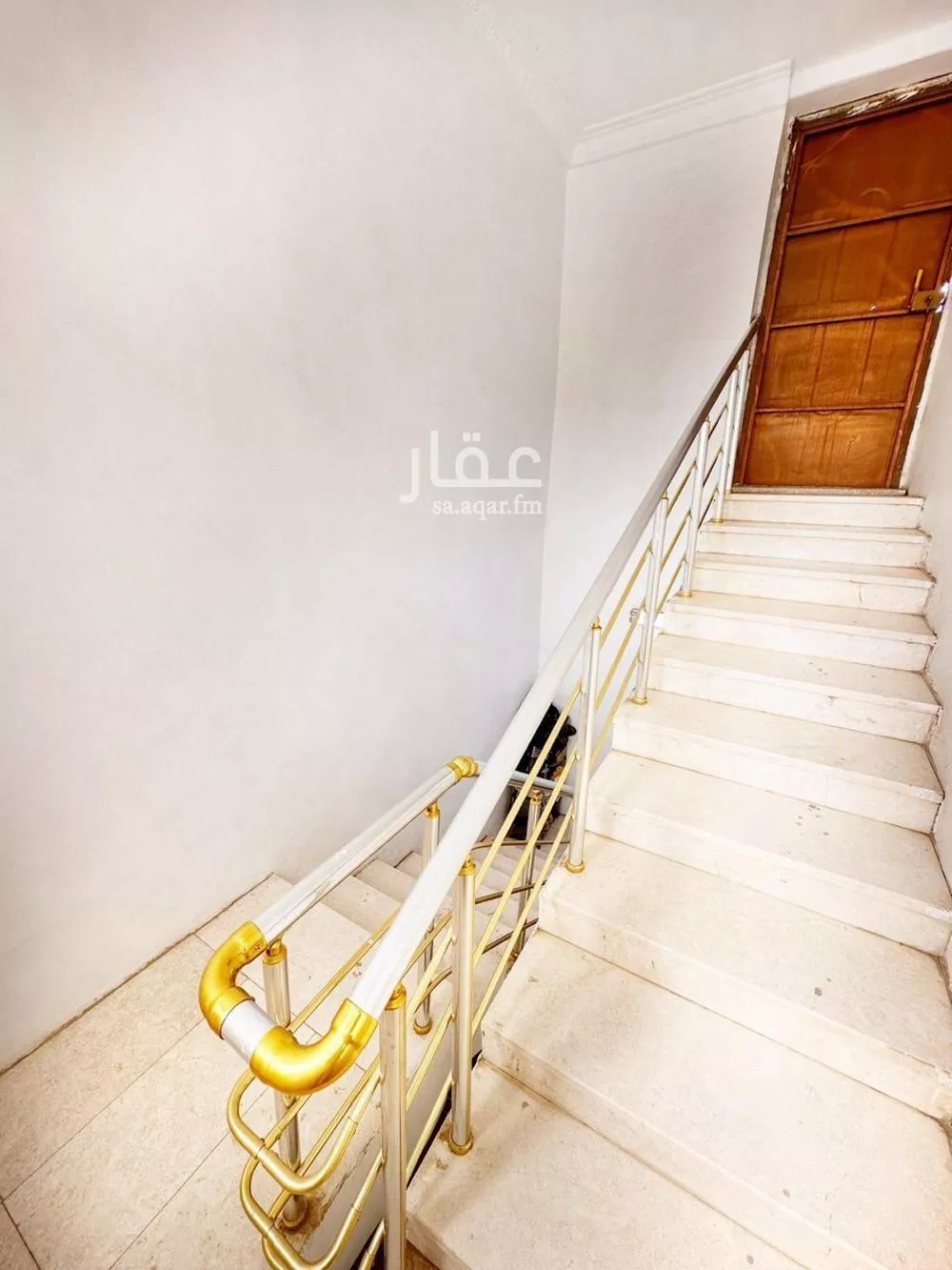 عمارة 245 م² في أبوكبير 6