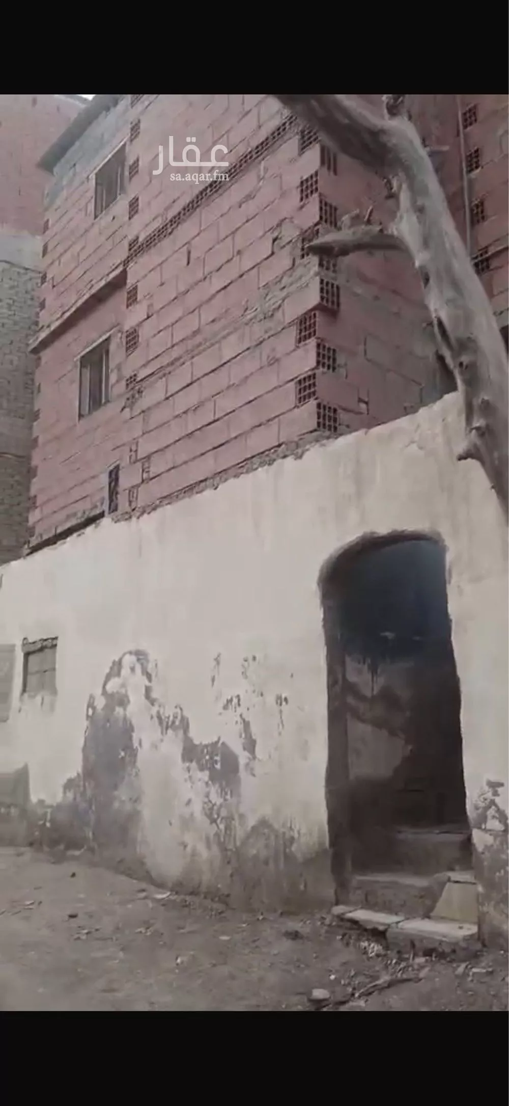عمارة 245 م² في الظاهرة 4