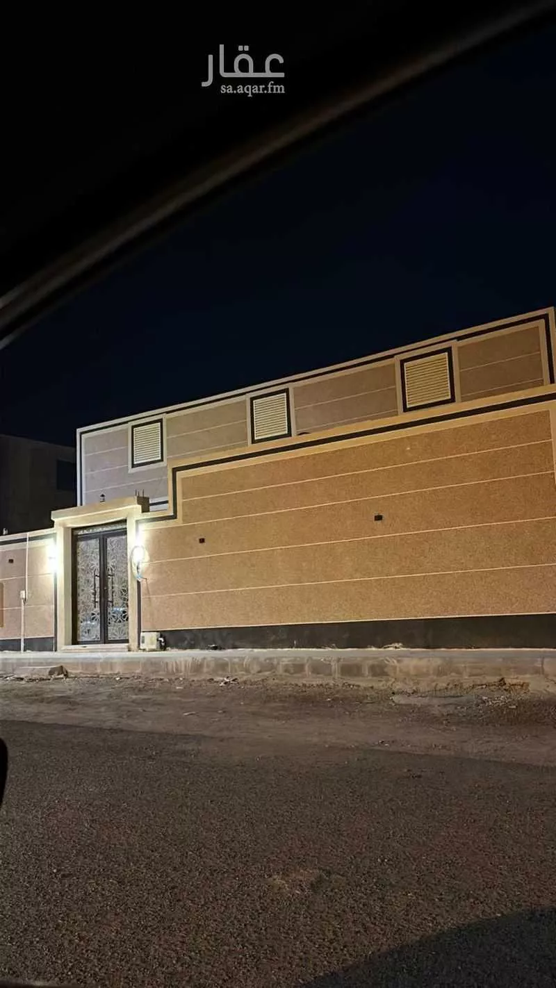 500 sqm building in Al Aziziyah 3