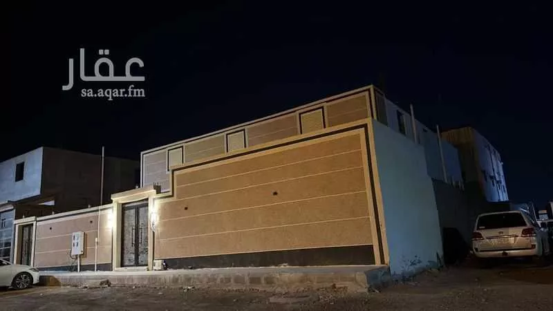 500 sqm building in Al Aziziyah 4