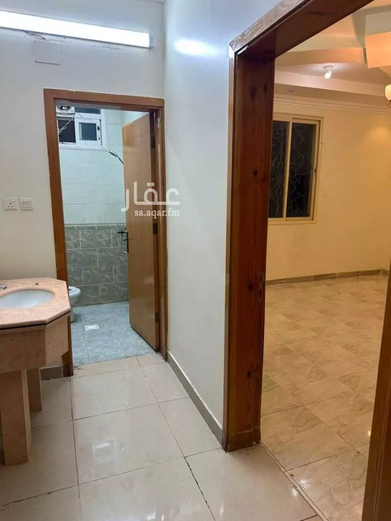 شقة في المروج